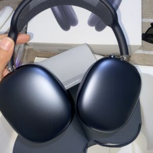 Alternative view of AIRPODS MAX PALLET